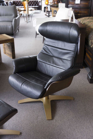 A928 Leather Chair + Ottoman