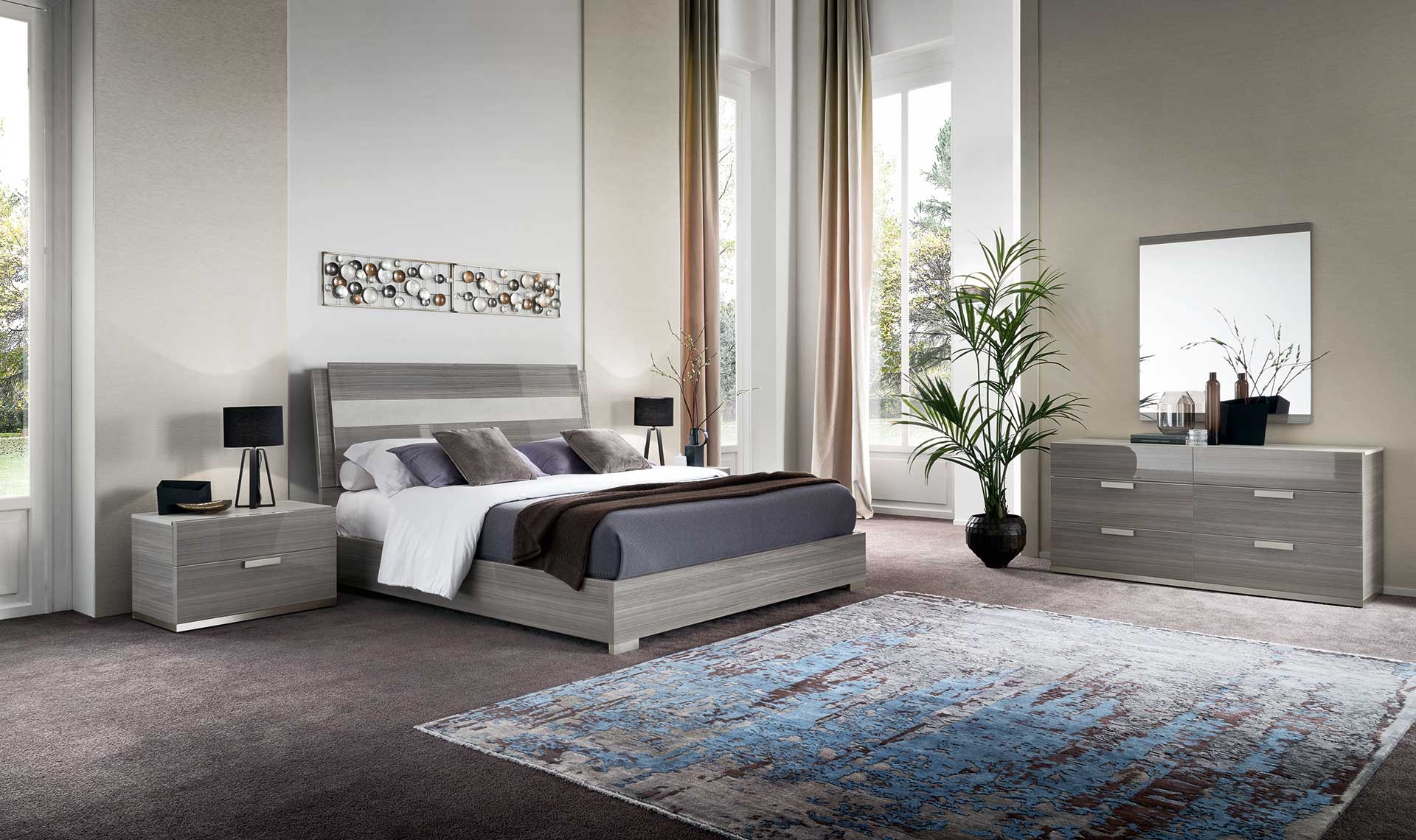 Iris Bed | Made In Italy