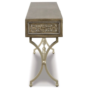 Quinnland Console Table