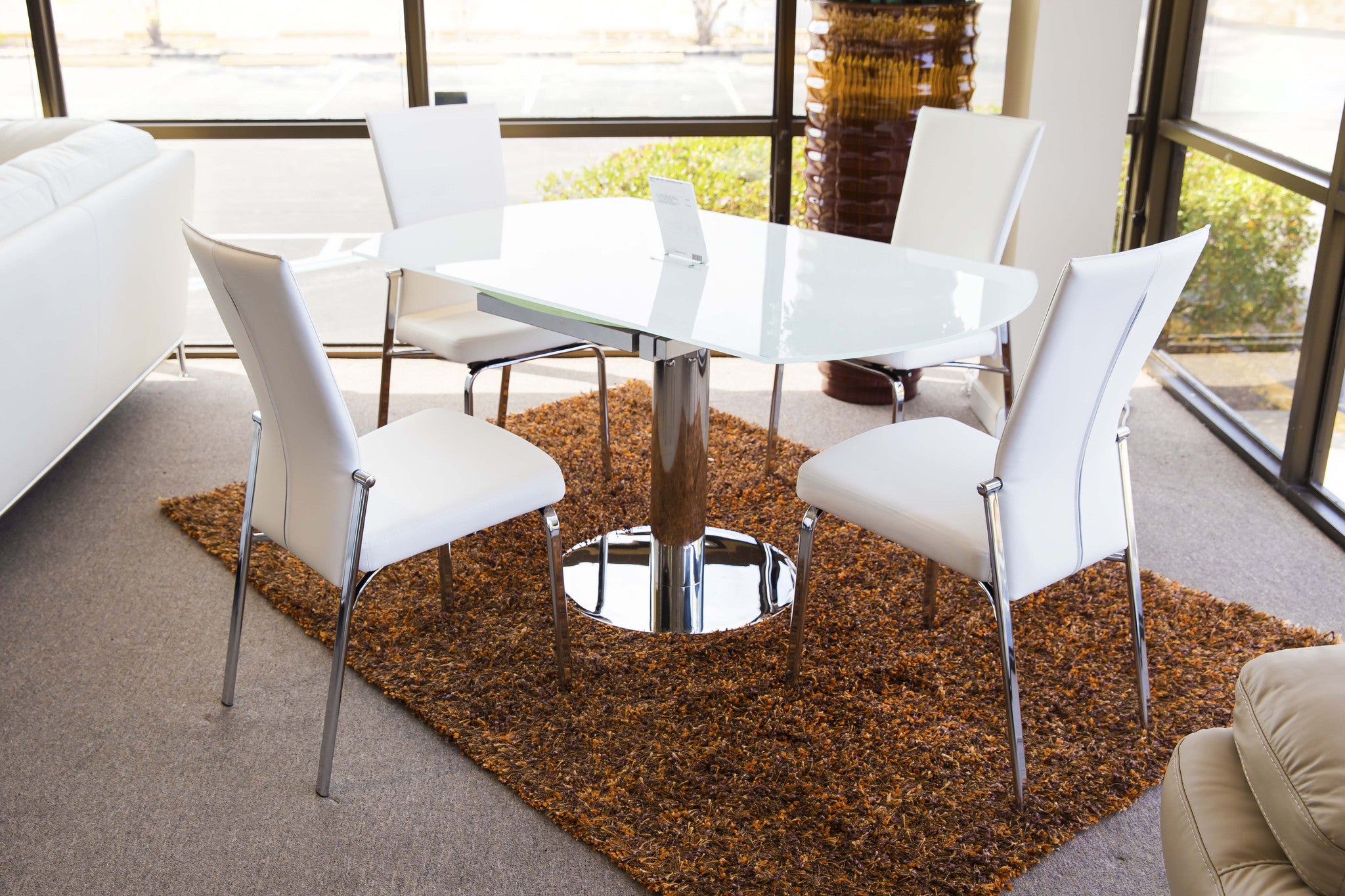 Tami Swiveling Dining Set